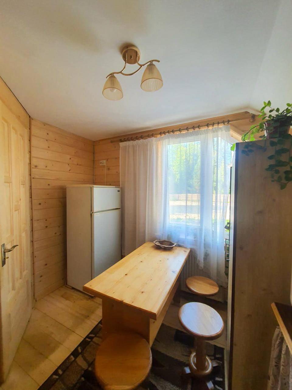 Садиба Nad Prutom Yaremche Exterior foto