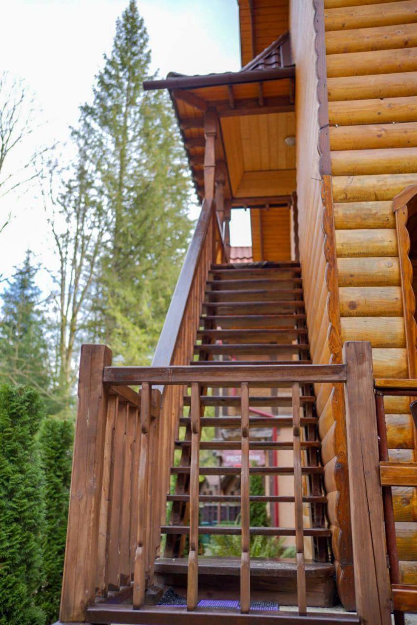 Садиба Nad Prutom Yaremche Exterior foto